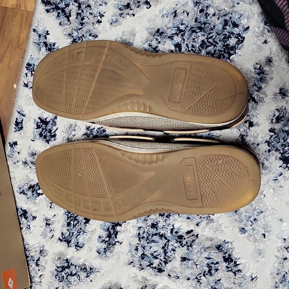 Sperry- Angelfish Brown 9 - Picture 4 of 6